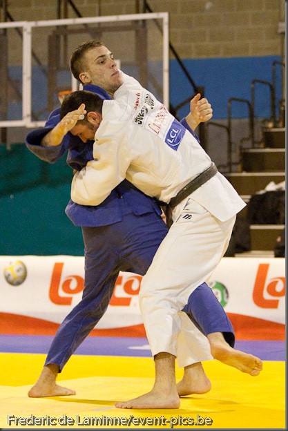 Visé - January 31 : Karl-Richard FREY (blue) from Germany compete with Jonathan LEININGER from France in the match for the 3rd place of Men's -100 Kg during the Judo Open International 2010 in Visé, Belgium. LEININGER won the match.