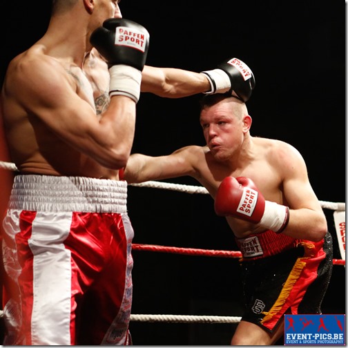 Boxe, championnat de Belgique pro – de 91kg : Geoffrey Battelo (Liège) – Christophe Dufaux (Namur)